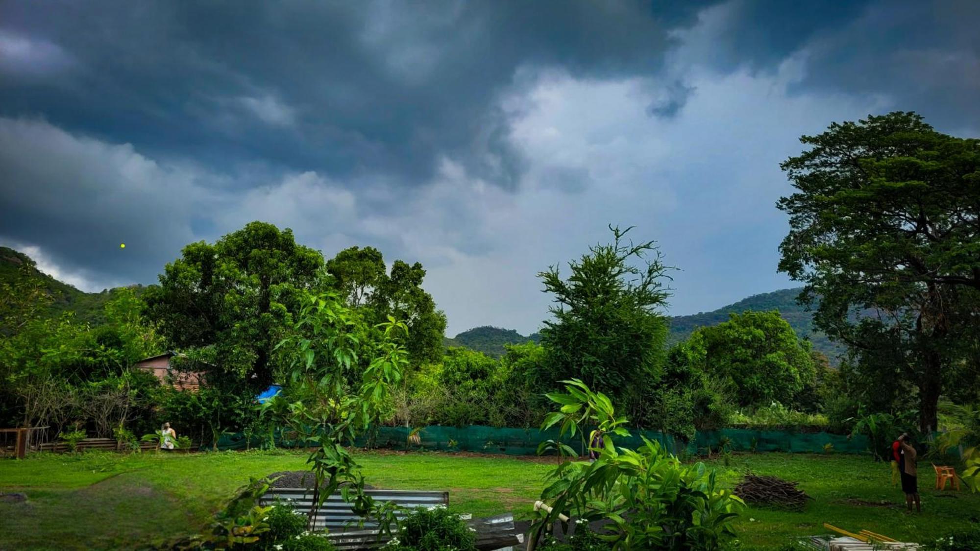 Chaitanya Farms Карджат Экстерьер фото